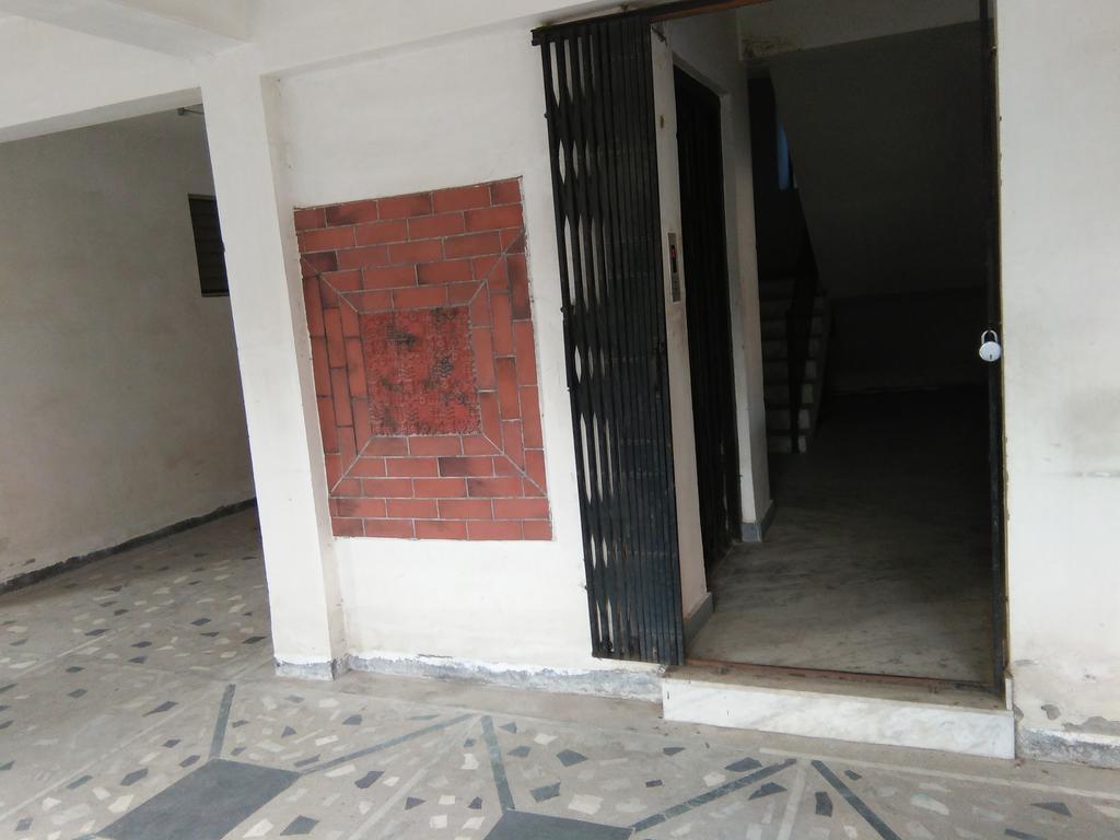 Nalanda Tulip Apartment Колката Екстериор снимка