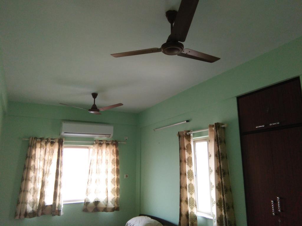 Nalanda Tulip Apartment Колката Екстериор снимка