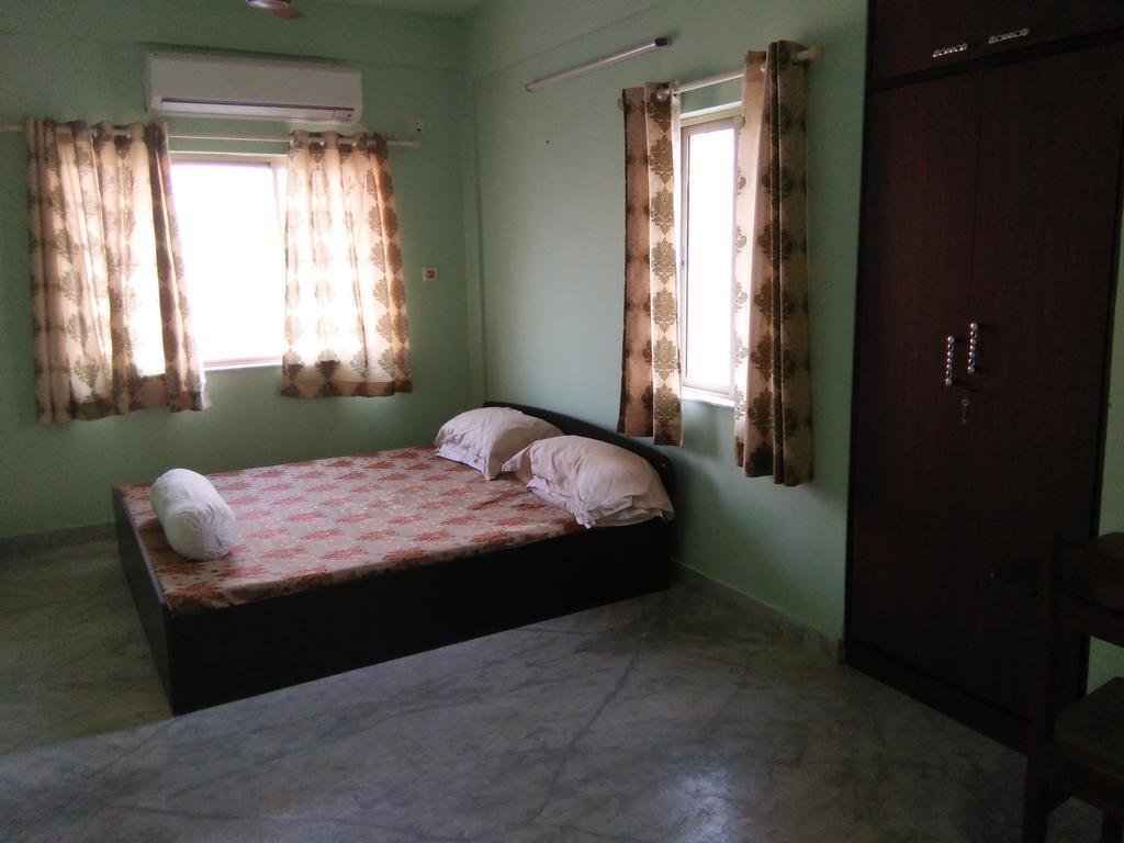 Nalanda Tulip Apartment Колката Екстериор снимка