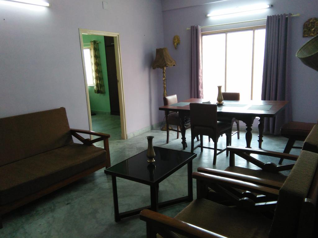 Nalanda Tulip Apartment Колката Екстериор снимка