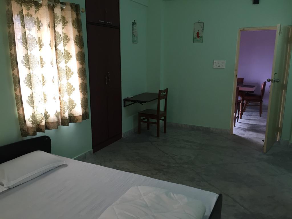 Nalanda Tulip Apartment Колката Екстериор снимка